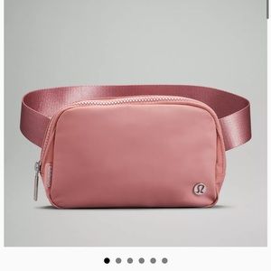 Lululemon 1L Belt Bag